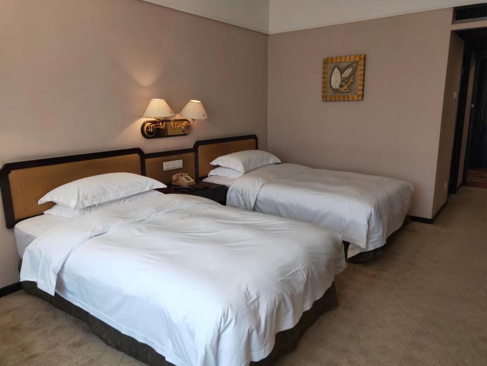 Zhongshan International Hotel Dış mekan fotoğraf
